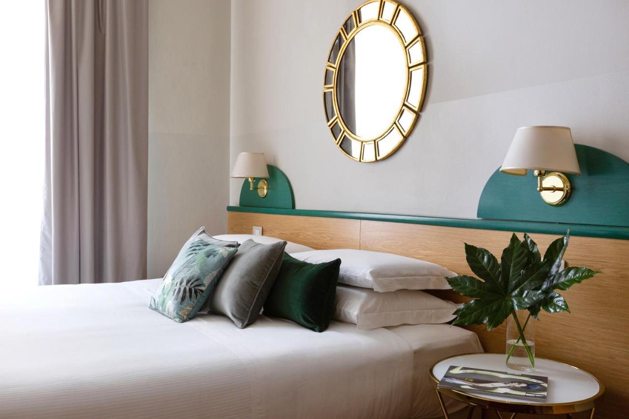 Aramis Deluxe Rooms Firenze Bagian luar foto