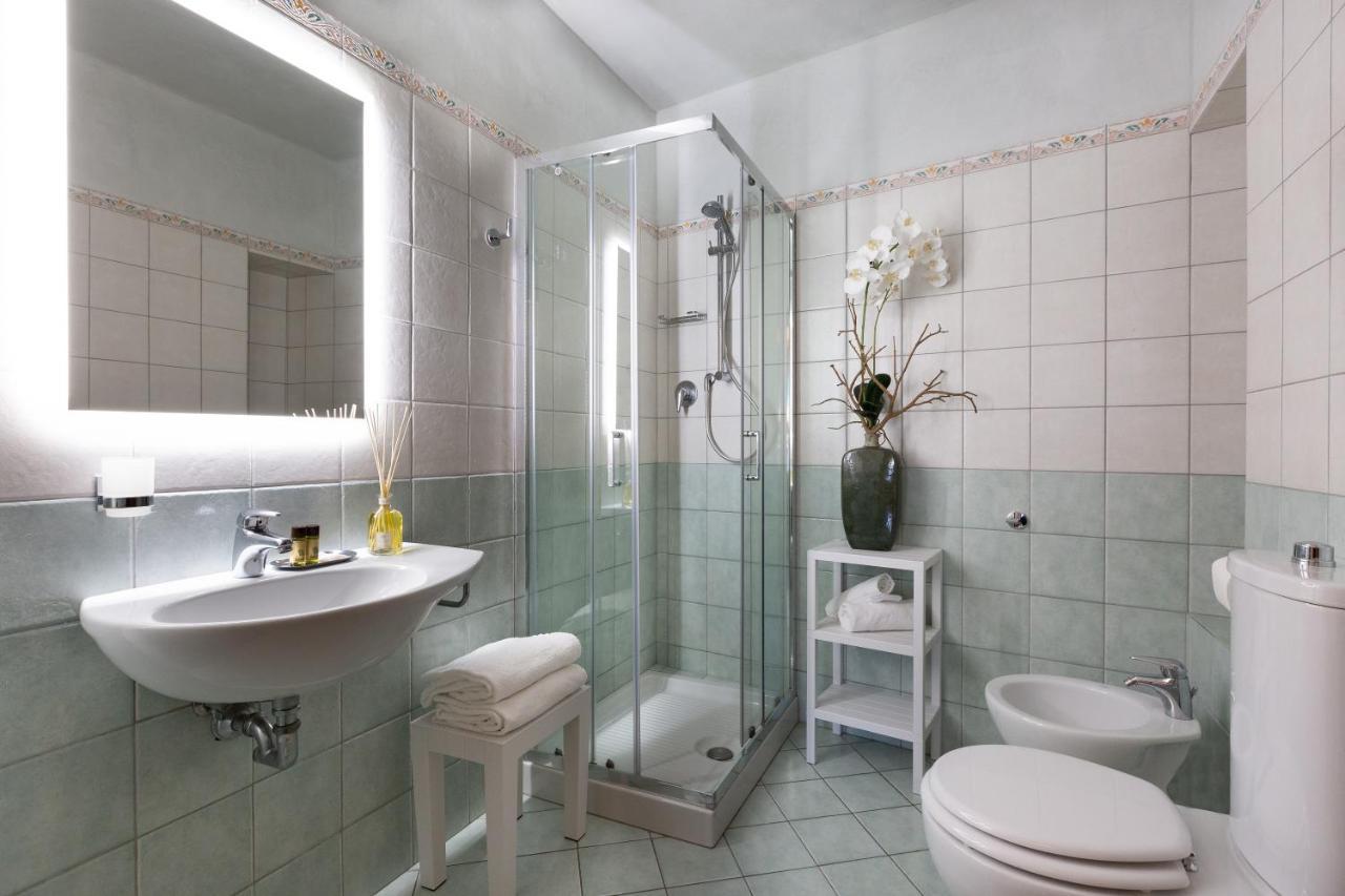 Aramis Deluxe Rooms Firenze Bagian luar foto