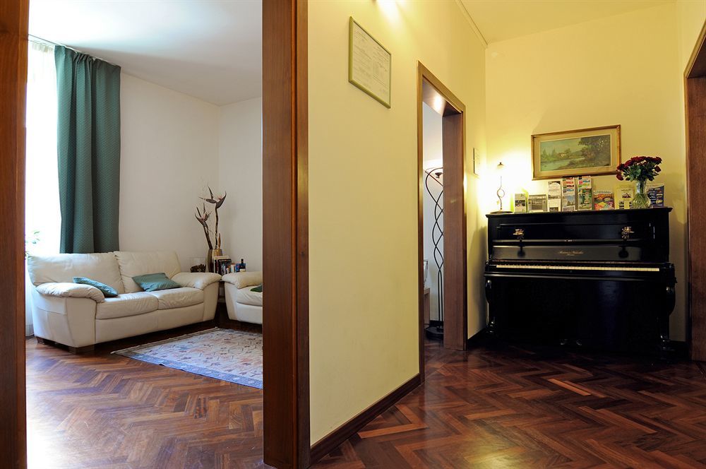 Aramis Deluxe Rooms Firenze Bagian luar foto