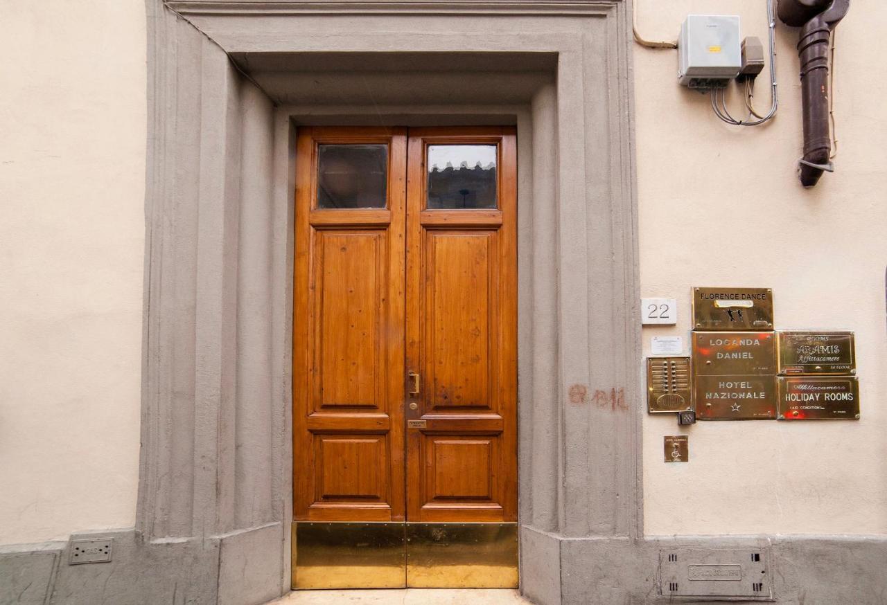 Aramis Deluxe Rooms Firenze Bagian luar foto